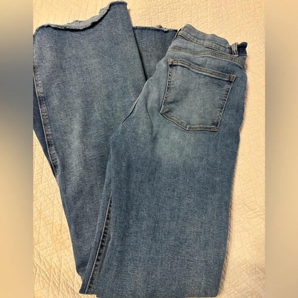 DL1961 Rachel Flare high rise long jeans 28 - Picture 7 of 11